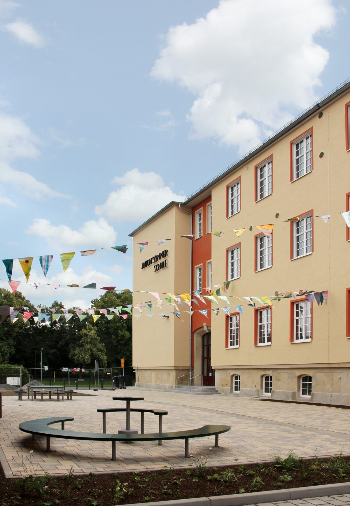 Architektur & Innenarchitektur Lindenmann & Richter Gesamtsanierung der Staatl. Grundschule Anton Sommer, Rudolstadt